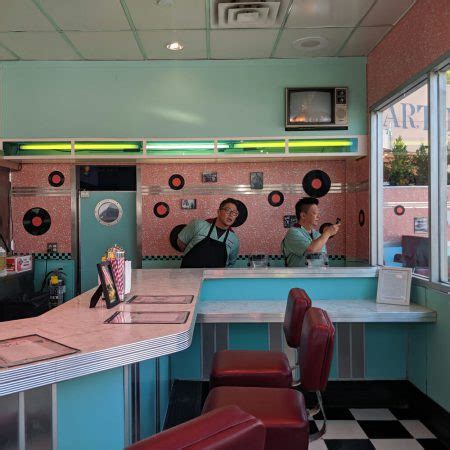 The Beverly Hills Peach Pit Diner Extends Its Stay In L A