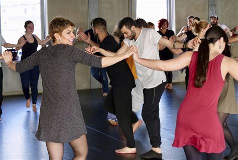 Syrian Migrants Bring Traditional Arab Dance To Berlin The Times Of