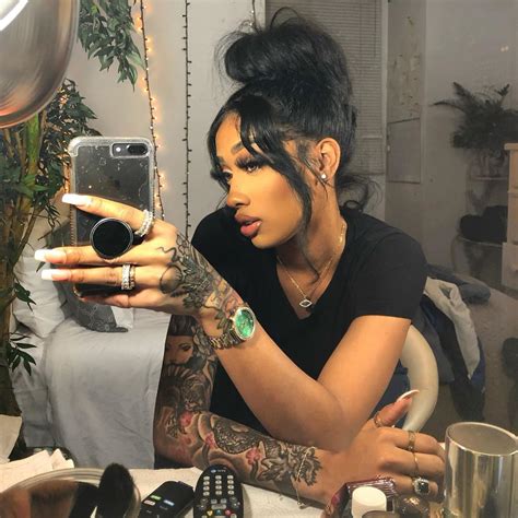 Itviyvh On Instagram In 2020 Black Girls With Tattoos Stylist