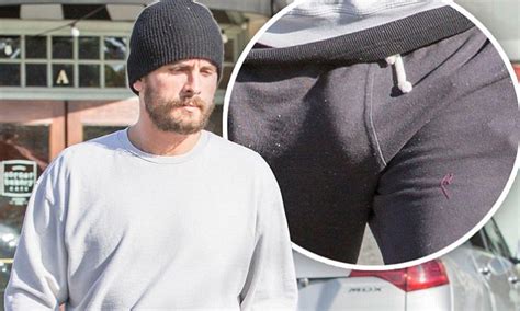 scott disick shows off bulge as kourtney wants another try daily mail online