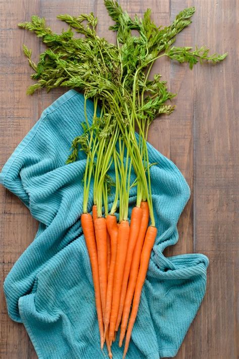 Spray the skillet generously with with cooking spray or add enough oil to coat the bottom. Cheesy Chicken Asparagus Casserole {Healthy Dinner ...