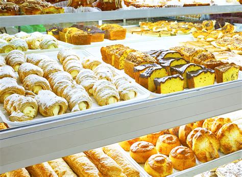 Grocery Store With Fresh In Store Bakery Food Market La Chiquita