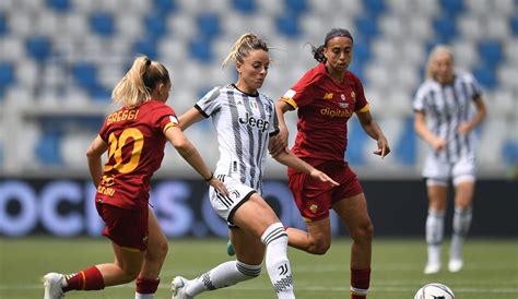 Gallery La Finale Di Coppa Italia Juventus Women Roma Juventus