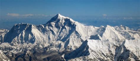 El Everest no es en realidad la montaña más alta de la Tierra