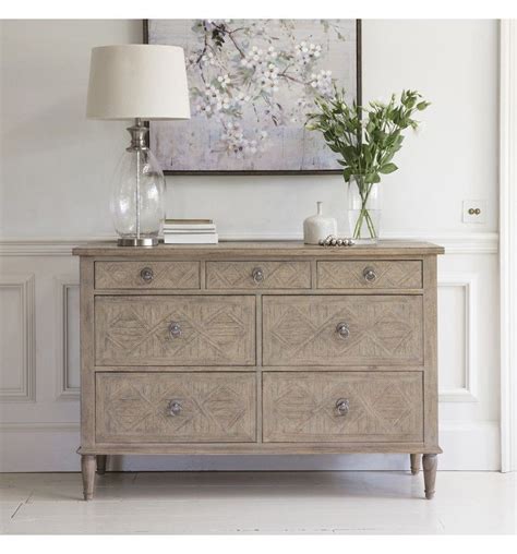 Mustique A Fabulous Collection From Renowned Furniture Designer Frank