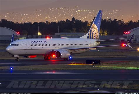 Boeing 737 824 United Airlines N73259 Cn 30803854 Mexico City