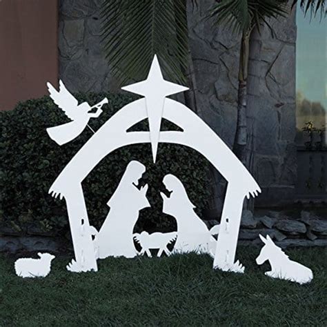 Enjoy free shipping & browse our great selection of outdoor christmas decorations, outdoor nativity scenes, christmas inflatables and more! Top 12 Outdoor Christmas Nativity Sets • Absolute Christmas