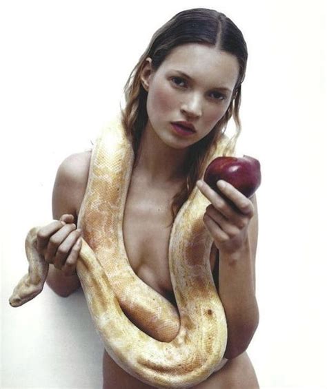 Babies Art On Twitter Rt Mossyvibes Kate Moss By Mario Sorrenti For