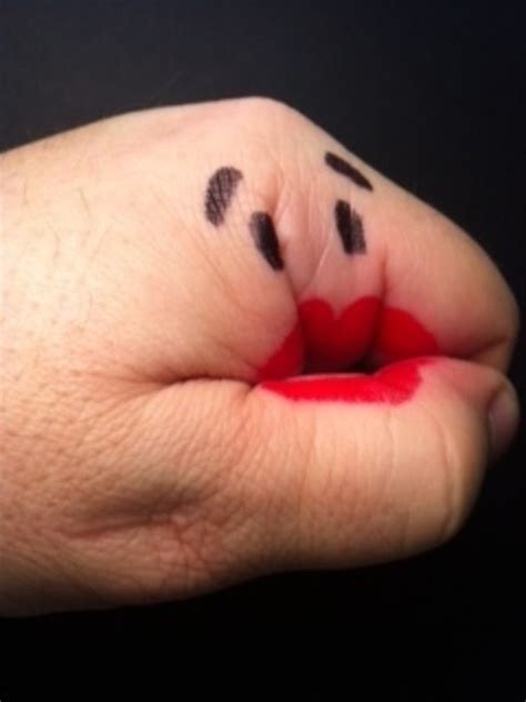 How To Draw A Hand Puppet On Your Hand With A Marker Hubpages
