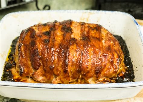 This juicy turkey meatloaf has no intentions of being the boring, dry lump some meatloaves turn out to be, and that's all thanks to the delicious tang of bbq remove the pan from the oven and reduce the temperature to 350°f. BBQ Bacon Meatloaf - Joy In Every Season
