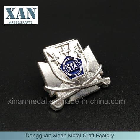 Custom Promotional Enamel Souvenir Metal Silver Badge Pin China Epoxy