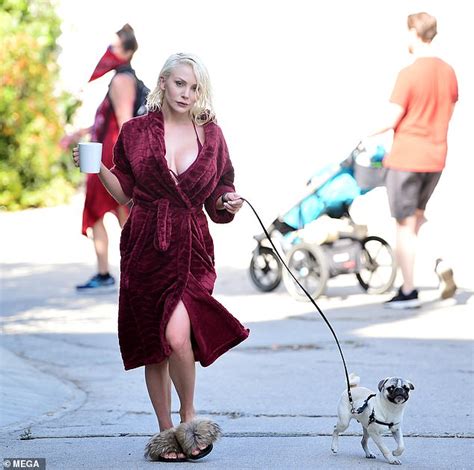 Courtney Stodden Leaves Little To The Imagination In A Robe As She