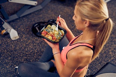 Exercise Nutrition Whether You Should Eat Before Or After A Workout Depends On Your Fitness Goals
