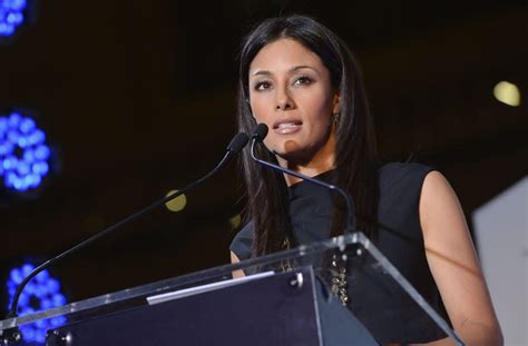 Wabc Anchor Liz Cho Pulled Over For Using Cellphone Arrested