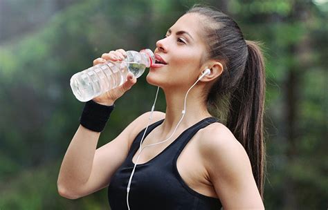 So, to sum up, don’t be scared of wine (though don’t overdo it). Rachael Ray's Weight Loss Secrets â How Did The Celeb Chef