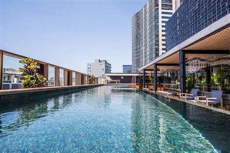 7 Best Rooftop Pools In Sydney 2023 Update