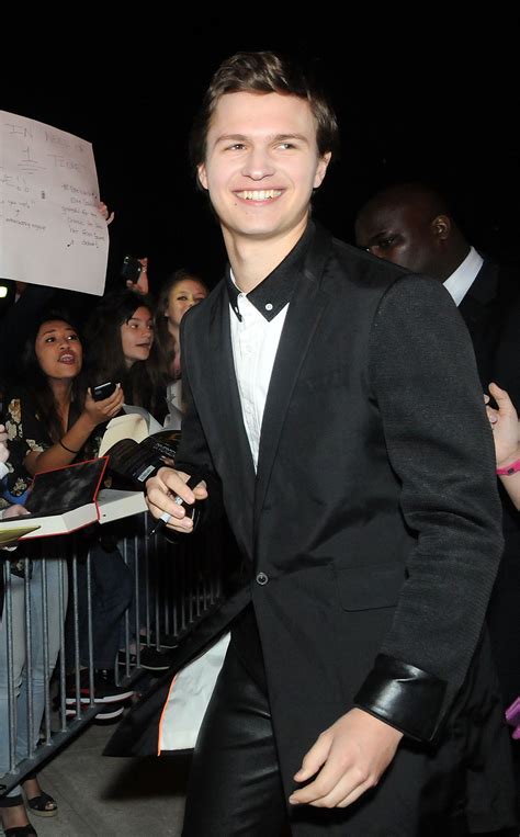 Divergent Red Carpet Premiere In Orlando March 3 2014 Ansel