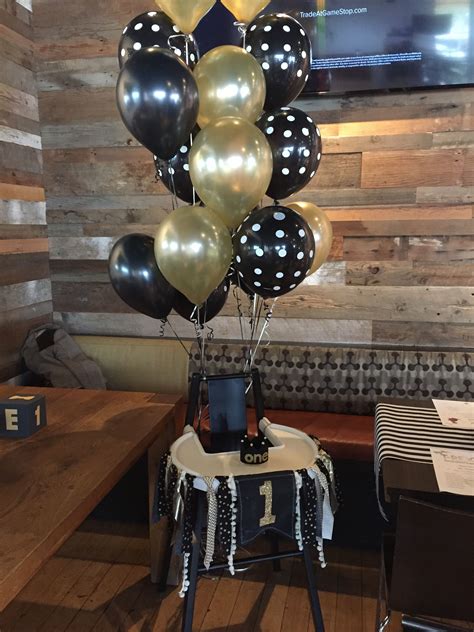 Onederful theme is a fun way to celebrate your little man at his first birthday party. Mr. Onederful High Chair Decor | Mr onederful birthday ...