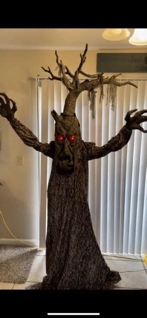 Spirit Halloween Animatronic Deadwood Animated Haunted Tree Prop 2014