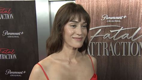 watch access hollywood highlight lizzy caplan is excited for mean girls movie musical