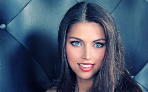 Valentina Kolesnikova Met Art Juicy Lips Brunette Eyelashes Portrait Face Model Women