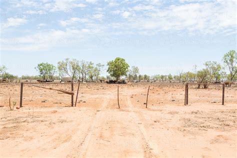 Image Of Dry Dusty Outback Queensland Cattle Station Fence Austockphoto