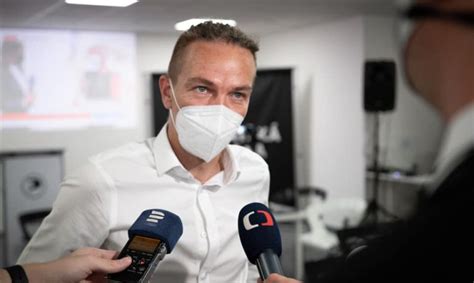 Ivan bartoš má skutečně sestru. Chce být Ivan Bartoš premiérem? - Forum24