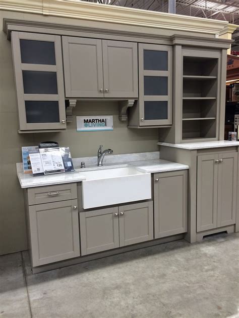 At merillat cabinetry, we take great pride in our craft. 25+ Gorgeous Martha Stewart Kitchen Cabinets For Cozy Kitchen Inspiration | Home depot kitchen ...