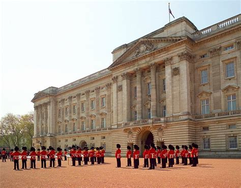 Buckingham Palace Opens Today Until The 29th Of September Monarchism