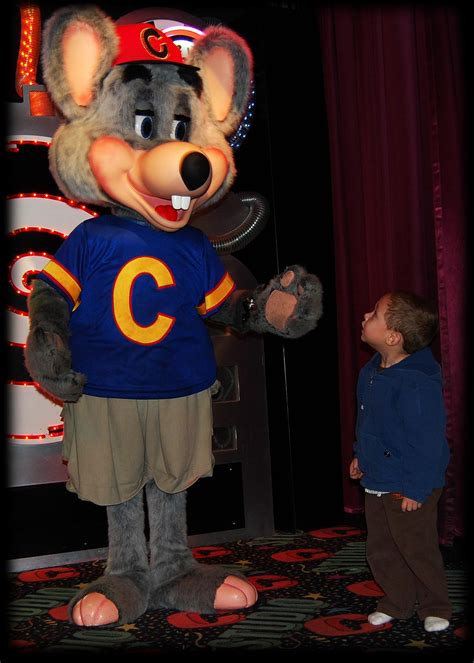 Chuck E Cheese Company Agrees To A 950 Million Buyout Orlando