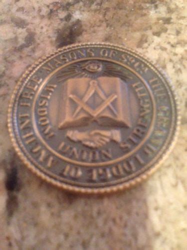 Masonic Grand Lodge Of South Carolina Bicentennial Bronze Medal 1976