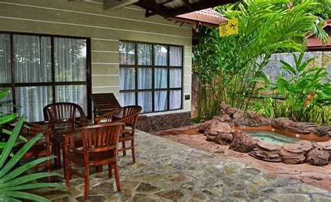 Üç yatak odalı yazlık villa. anythinglily: Felda Residence Hot Springs, Sungkai Perak ...