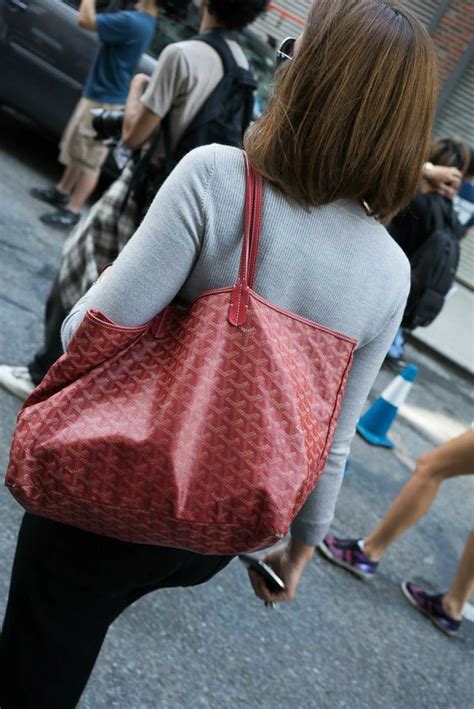 Ultimate Guide To Goyard Tote Styles Saint Louis And More