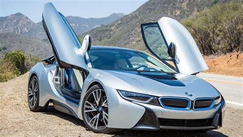Are you looking to buy used ferrari cars in india? BMW i8 Black Top Speed 【Price in India】 Interior Specs Images