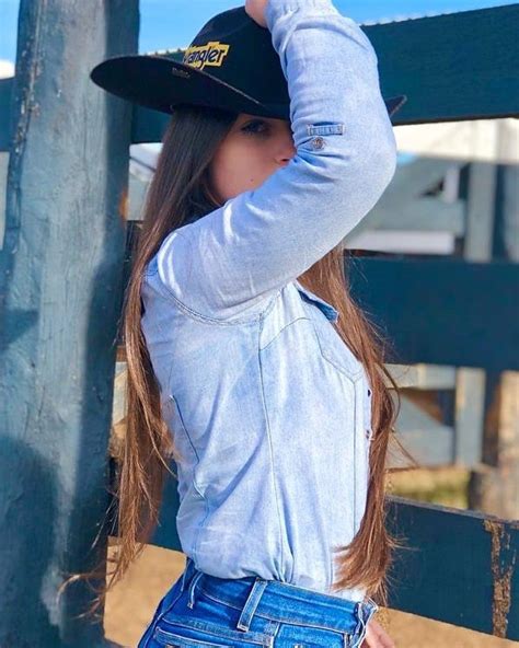 pin de agrogirl em cowgirl moda country feminina look cowtry feminino looks country feminino