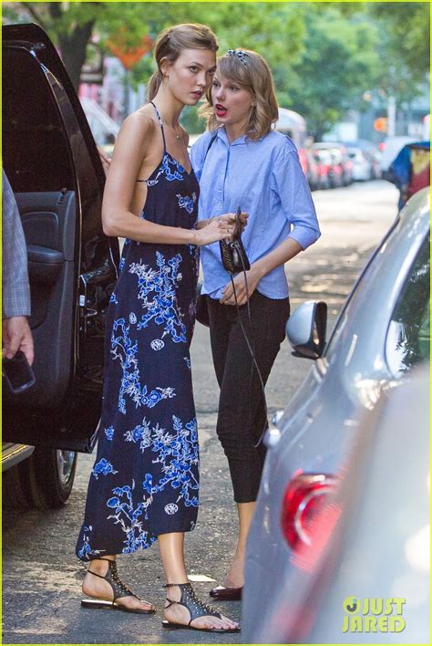 Taylor Swift Catches Up With Bff Karlie Kloss In The Big Apple Photo 3137977 Taylor Swift
