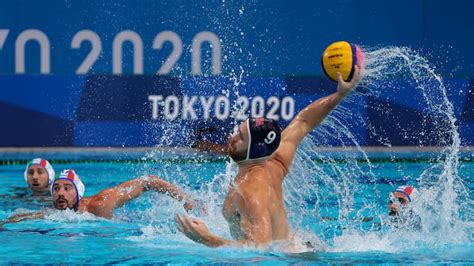 Usa Mens Water Polo Team Snaps Losing Streak With 7 6 Win Over Italy