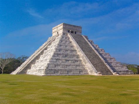 Chichen Itza Mayan Metropolis Of Mexicos Yucatan Peninsula