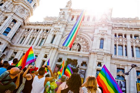 festa do orgulho gay em madrid