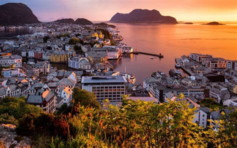 Norway City Wallpapers Top Free Norway City Backgrounds Wallpaperaccess