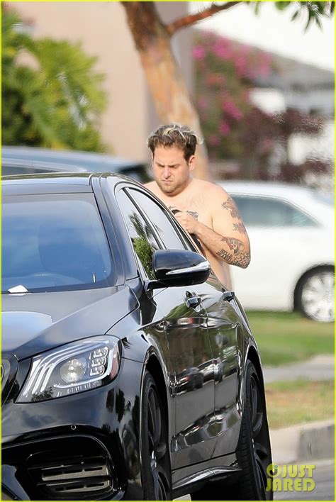 We've been talking a lot about jonah hill's incredible body transformation lately—and for good now he's got long, braided hair and a body covered in tattoos. Jonah Hill Shows Off His Tattoos While Doing a Quick ...