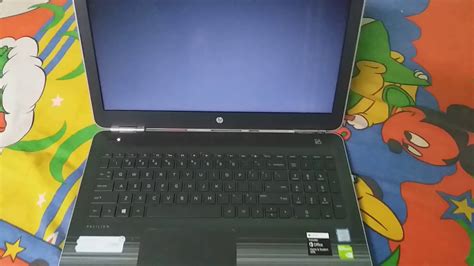When opening or closing laptop the screen begins to flicker. Hp Screen flickering problems - YouTube