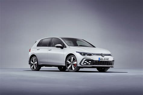 Volkswagen Golf Gte Hybrid Hot Hatch Hits Mph In Autobahn