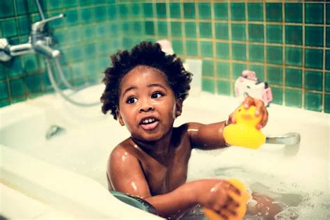 Found in liquid or bar form, castile soap is one of the best choices for babies, she says. Best Baby Bath Thermometer in 2020: Safe Bath Thermometers ...