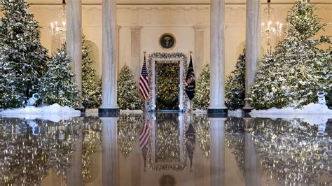 Weihnachtsdeko online auf eurotops.de kaufen einfache & kostenlose rücksendung seit über 30 jahren für sie da kauf auf rechnung. Weihnachtsdeko im Hause Trump: So sieht das Weiße Haus an ...