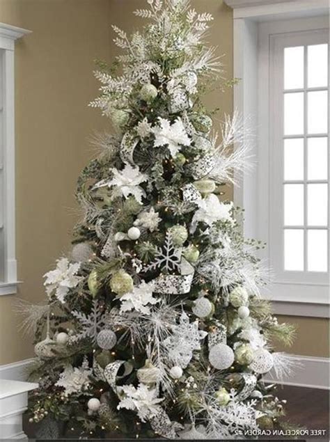 43 Beautiful White Christmas Tree Decor Ideas 29