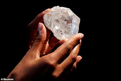 world s third largest diamond is discovered 1 098 carat three inch gem is found in botswana