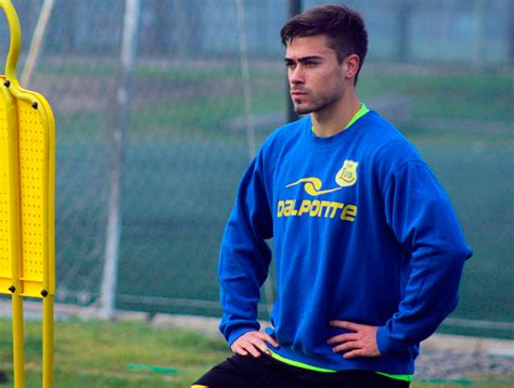 Tout sur juan pablo vigón cham : Jugador de San Luis impactó su auto con la barrera de ...