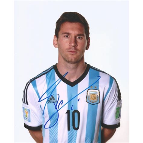 He is also known for his work as a children's activist. Autographe Lionel MESSI (Photo dédicacée)
