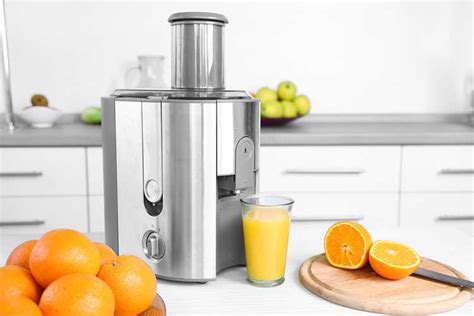 How To Make Orange Juice In A Blender A Juicer Or Manually